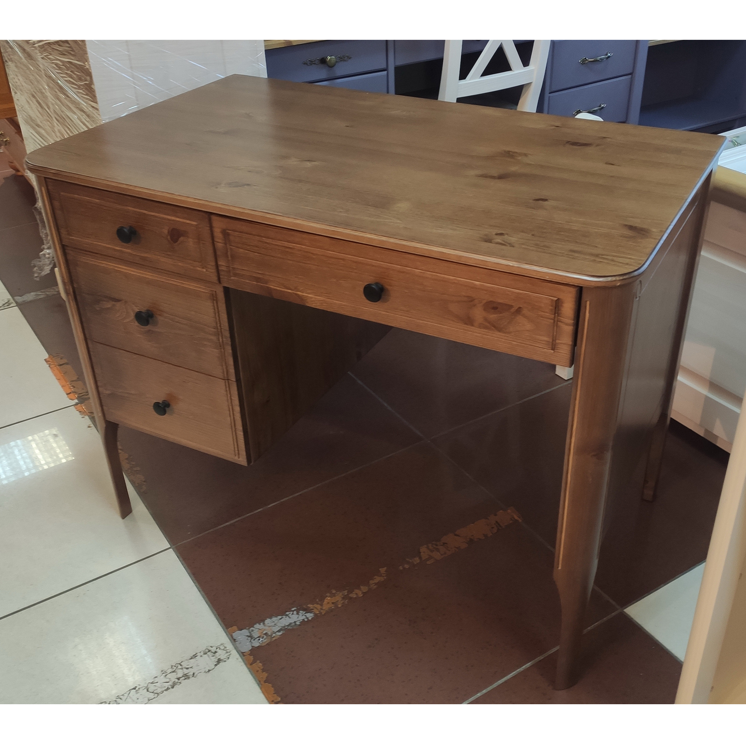 Стол письменный 4 ящика Бетти №1