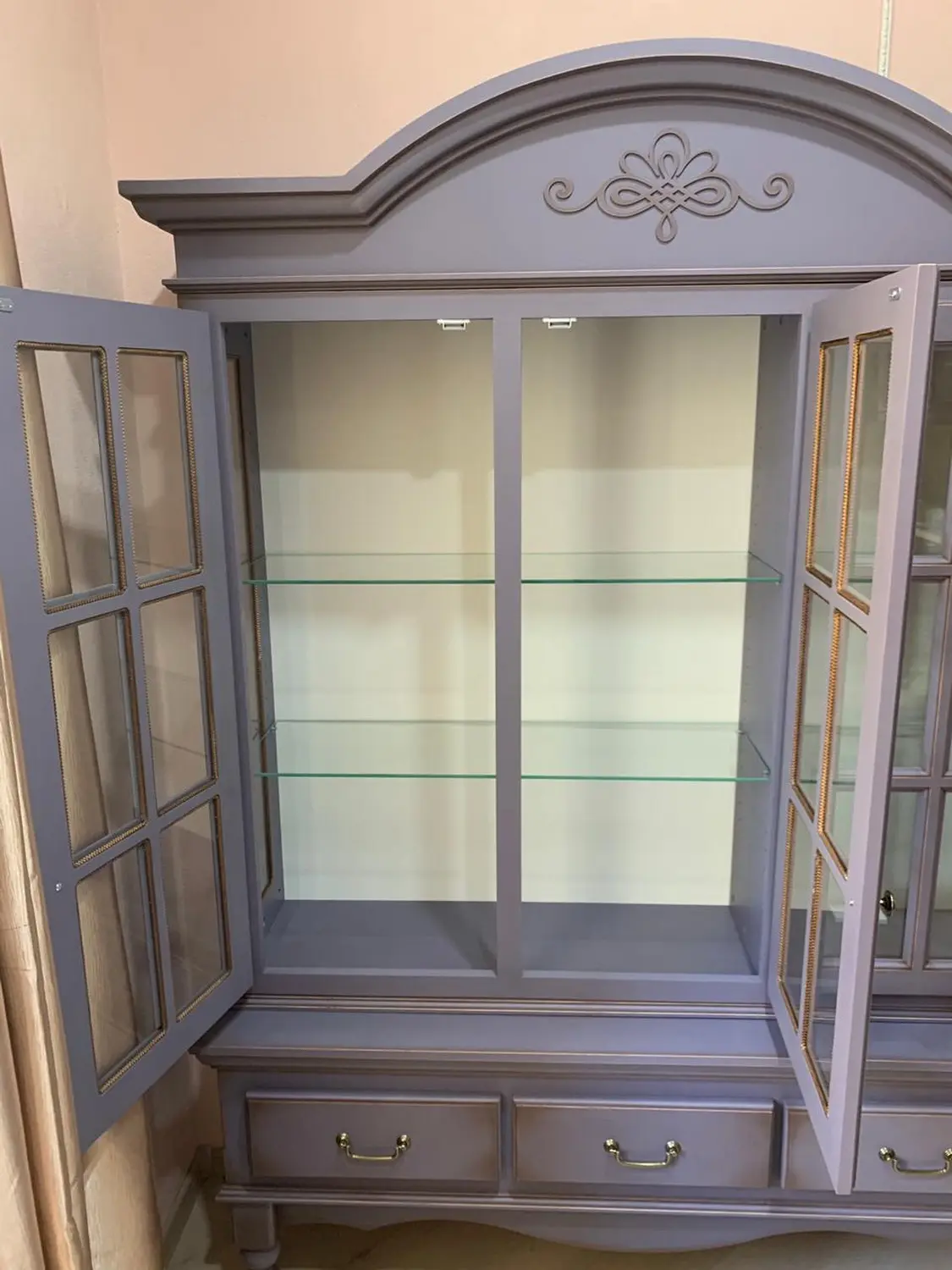 Сервант Валенсия 2-32  сосна