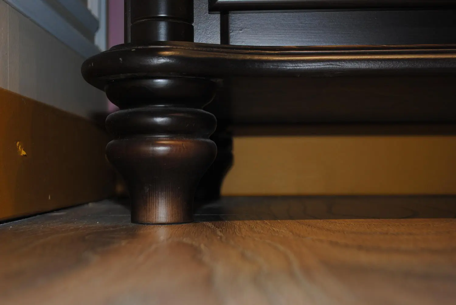 Шкаф-витрина Скандия 1-створчатый с 1 ящиком 3.19.02