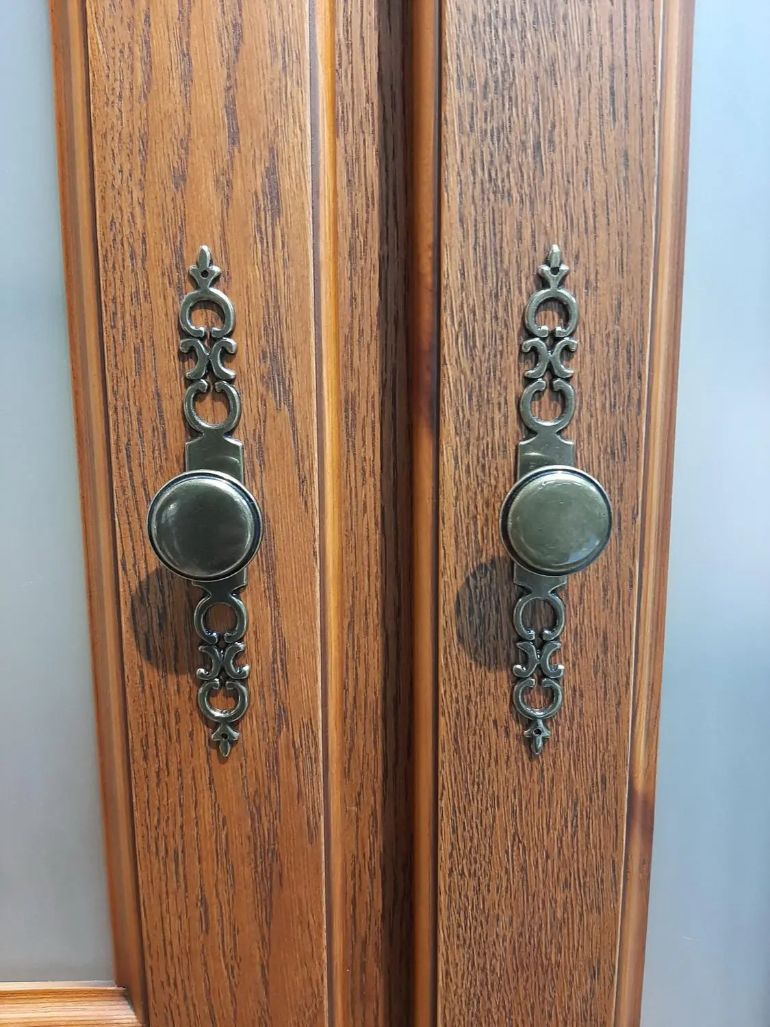 Сервант 3 створчатый  Бьерт 1-56 сосна