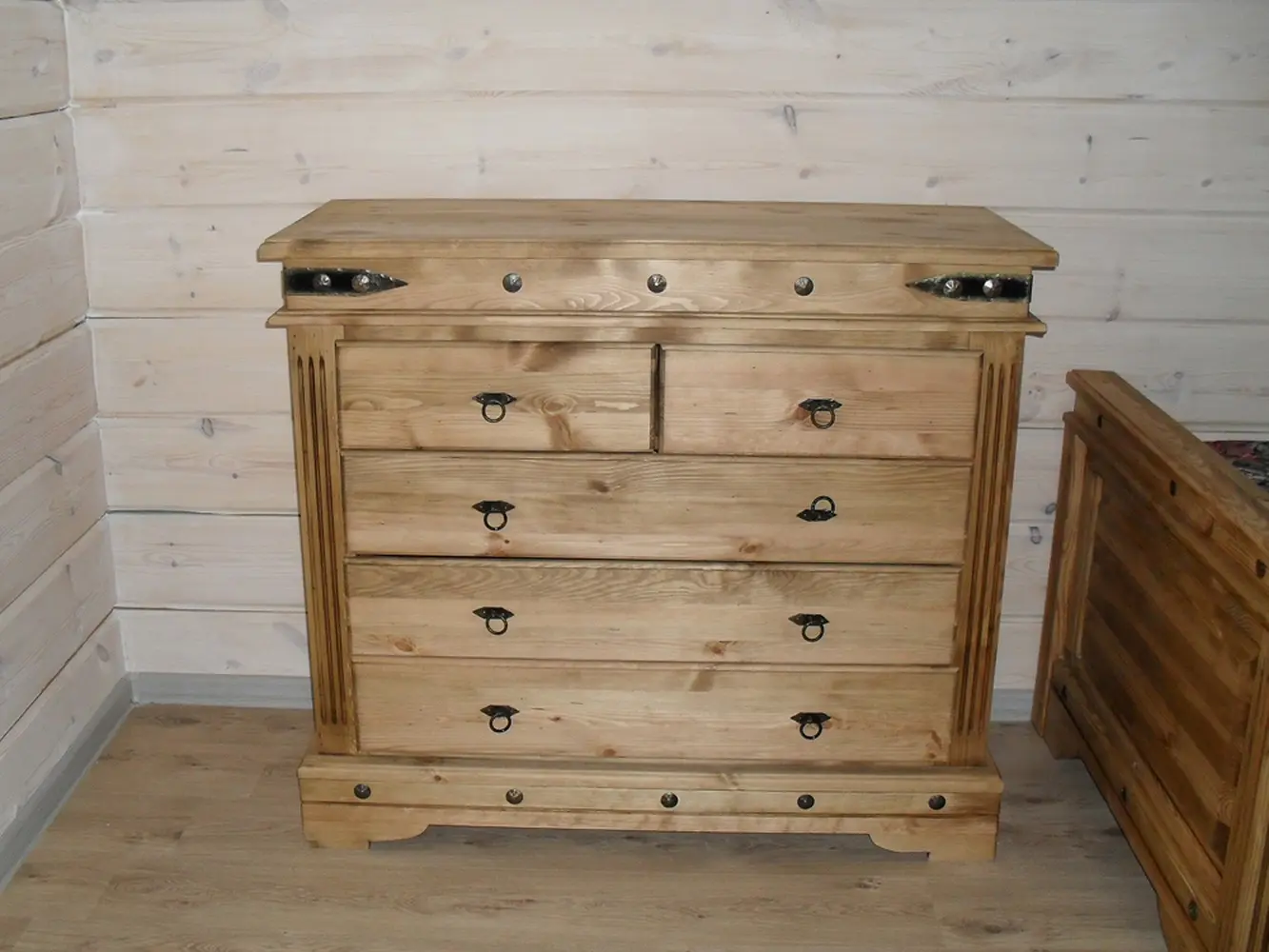 Комод Викинг 03 (бейц старение)