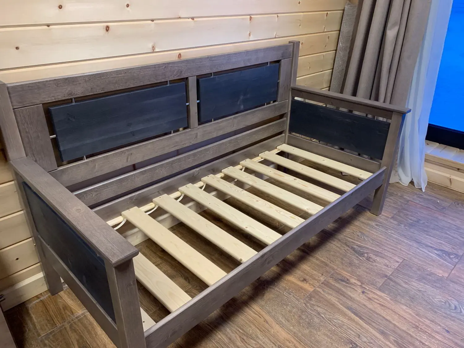 Тахта Брамминг 700х2000