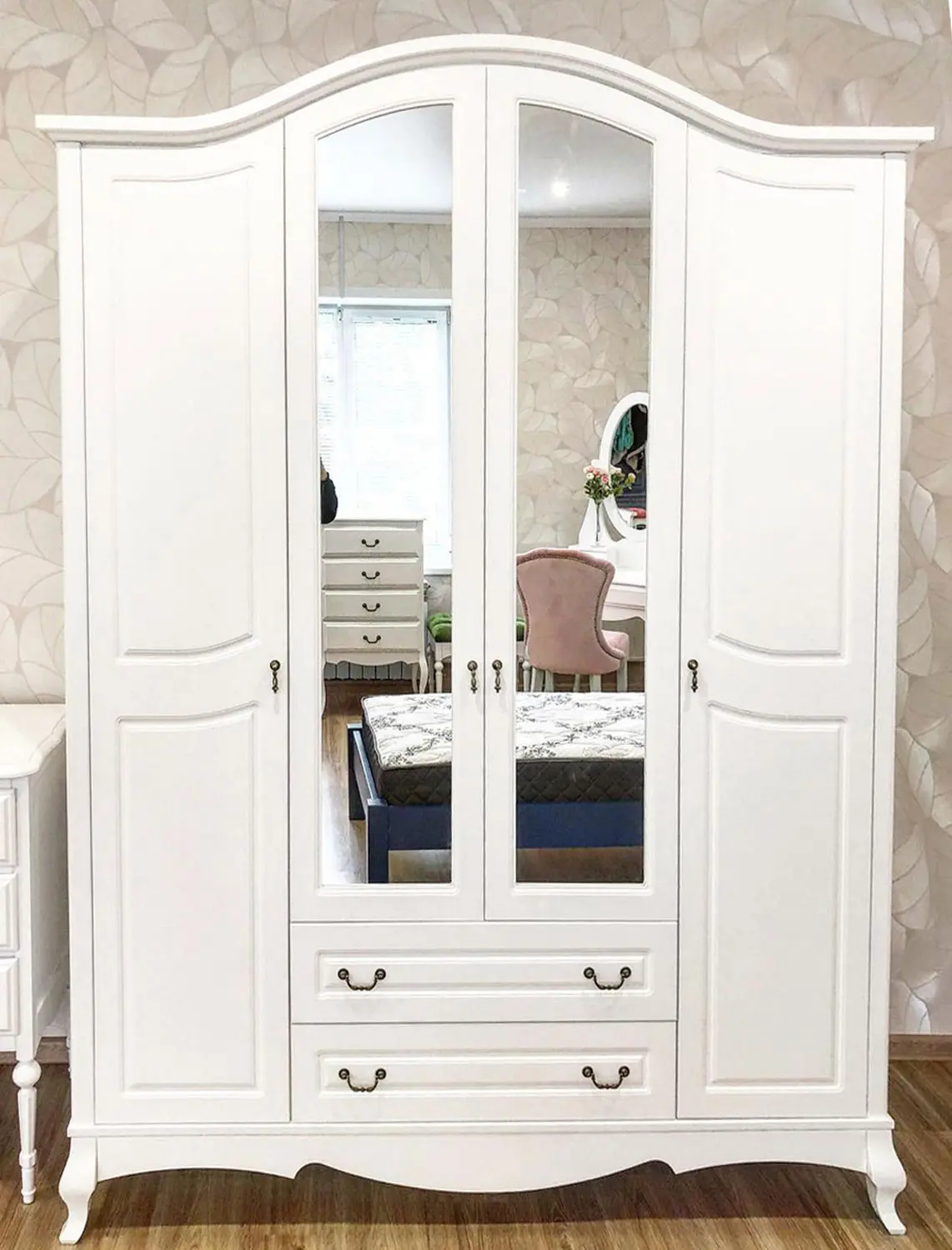 Шкаф Авиньон 4-х створчатый