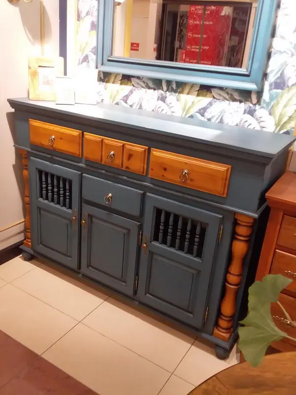 Комод Валенсия 2-17  сосна