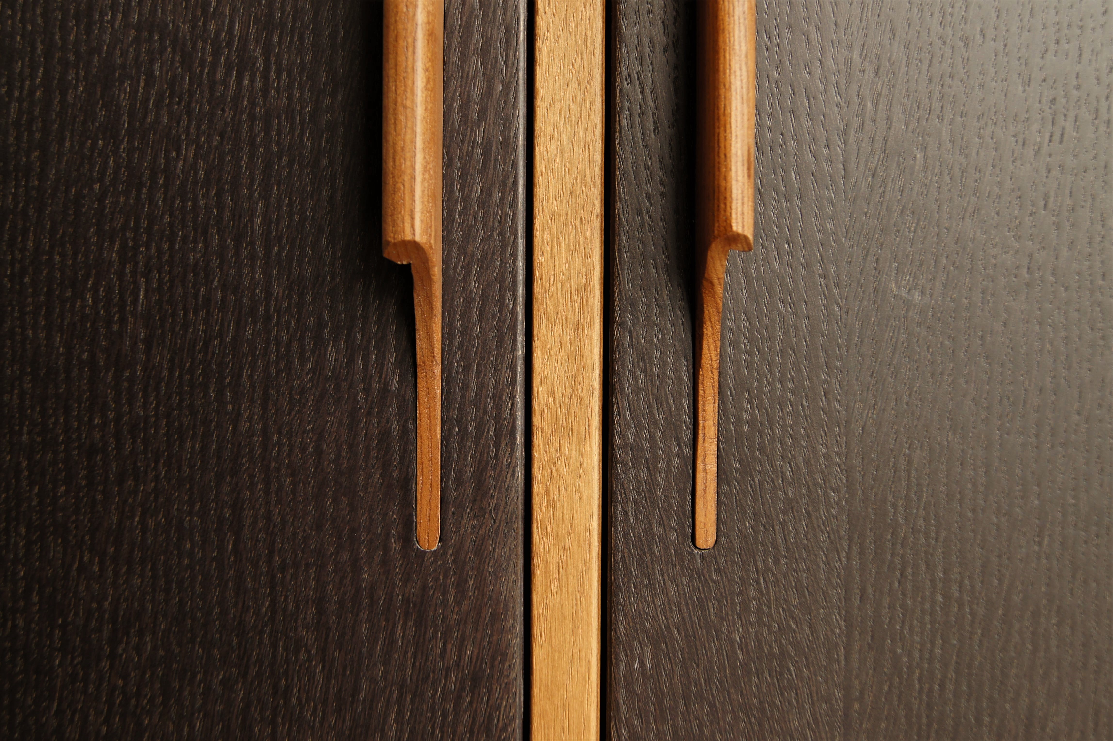 Шкаф двустворчатый "Bruni Black" с двумя ящиками