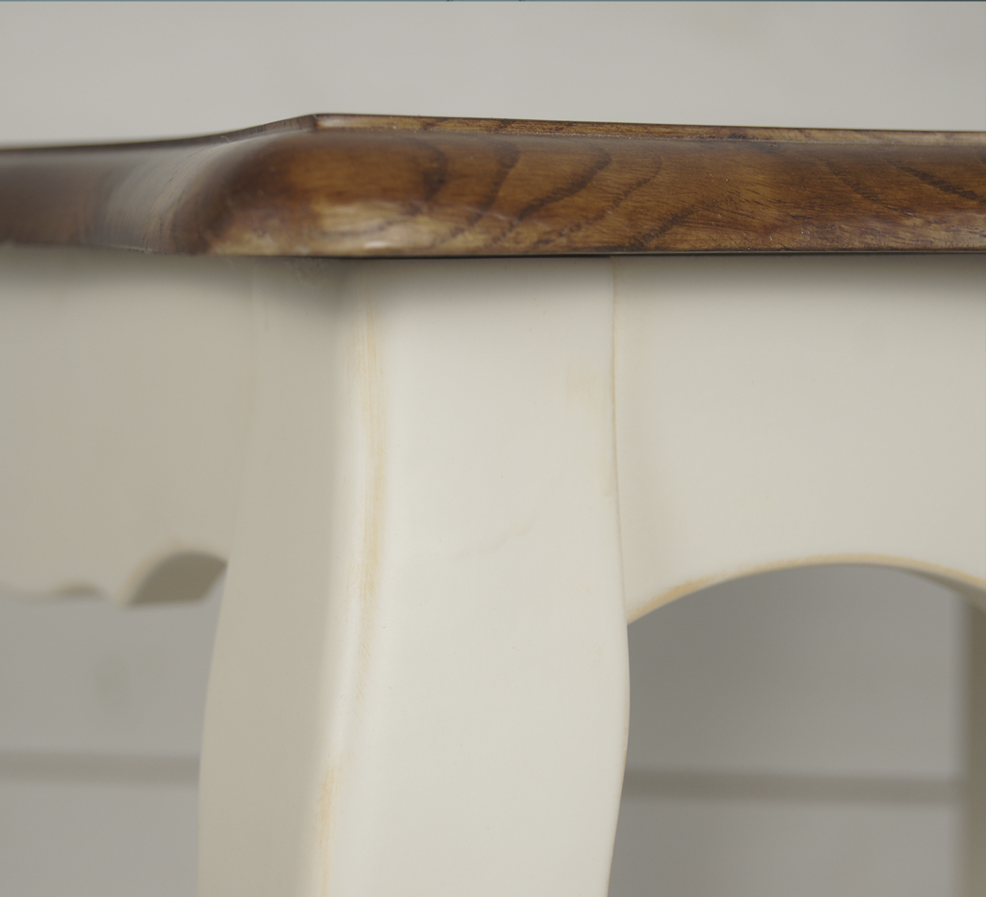 Бежевая консоль "Leontina" большая