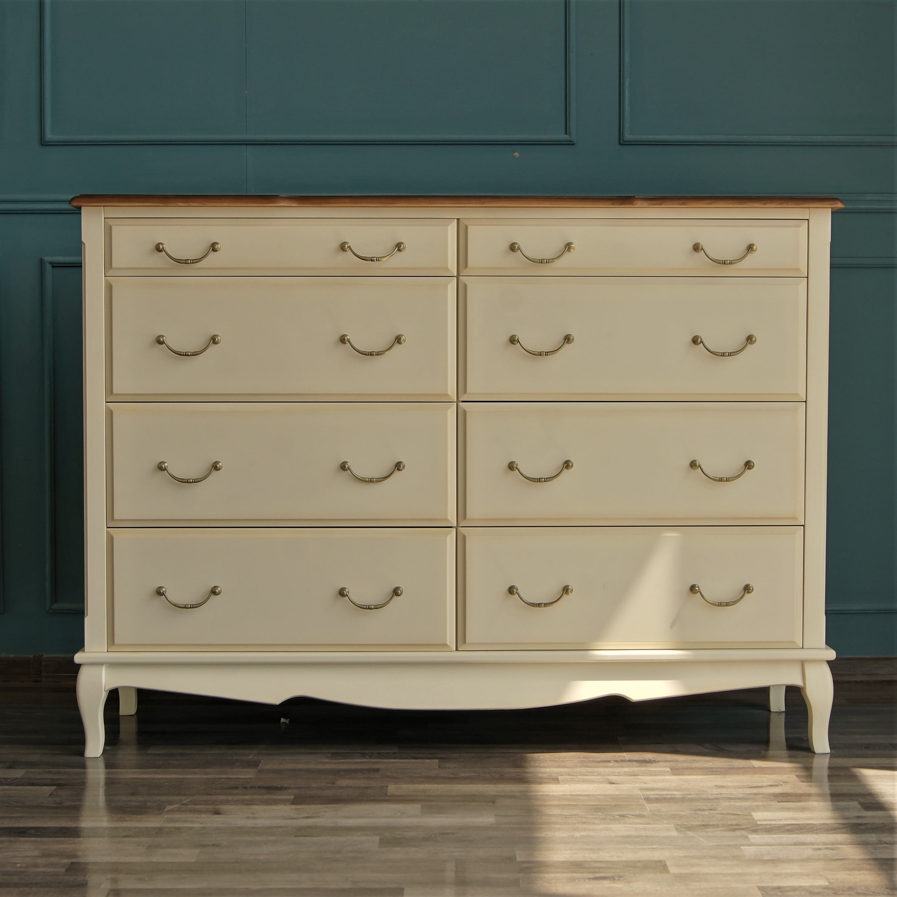 Комод массив «Leontina» на восемь ящиков