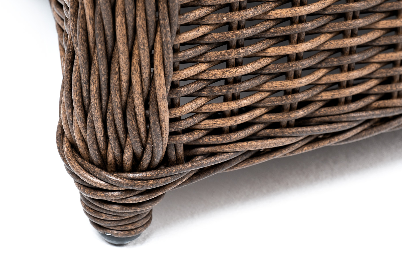 "Равенс" диван двухместный плетенный из ротанга, цвет коричневый