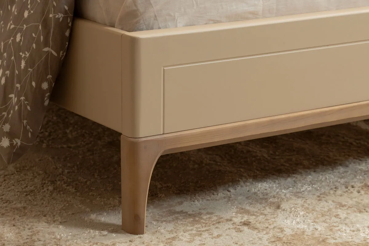   Кровать массив сосны Грета №11 1600х2000  